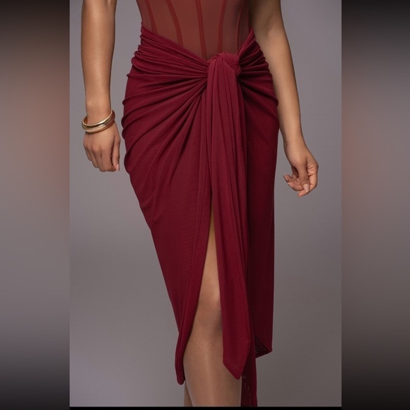 NEW JLUXLABEL Burgundy Berry Day Dreams Sarong Skirt - Picture 1 of 5